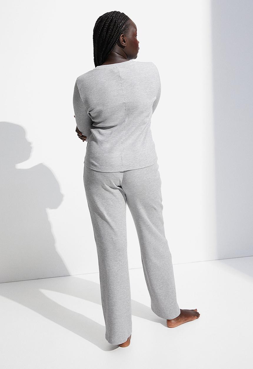H&M - Waffled pyjama top and bottoms - grey marl