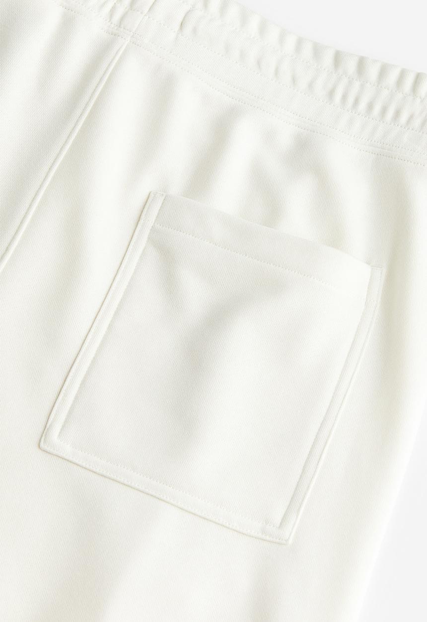 H&M - Coolmax® loose fit sweatshorts - white