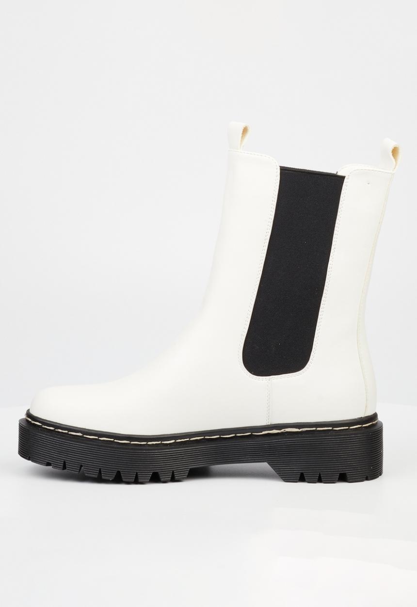 Miss Black - Nirvana 2 chelsea boot - white