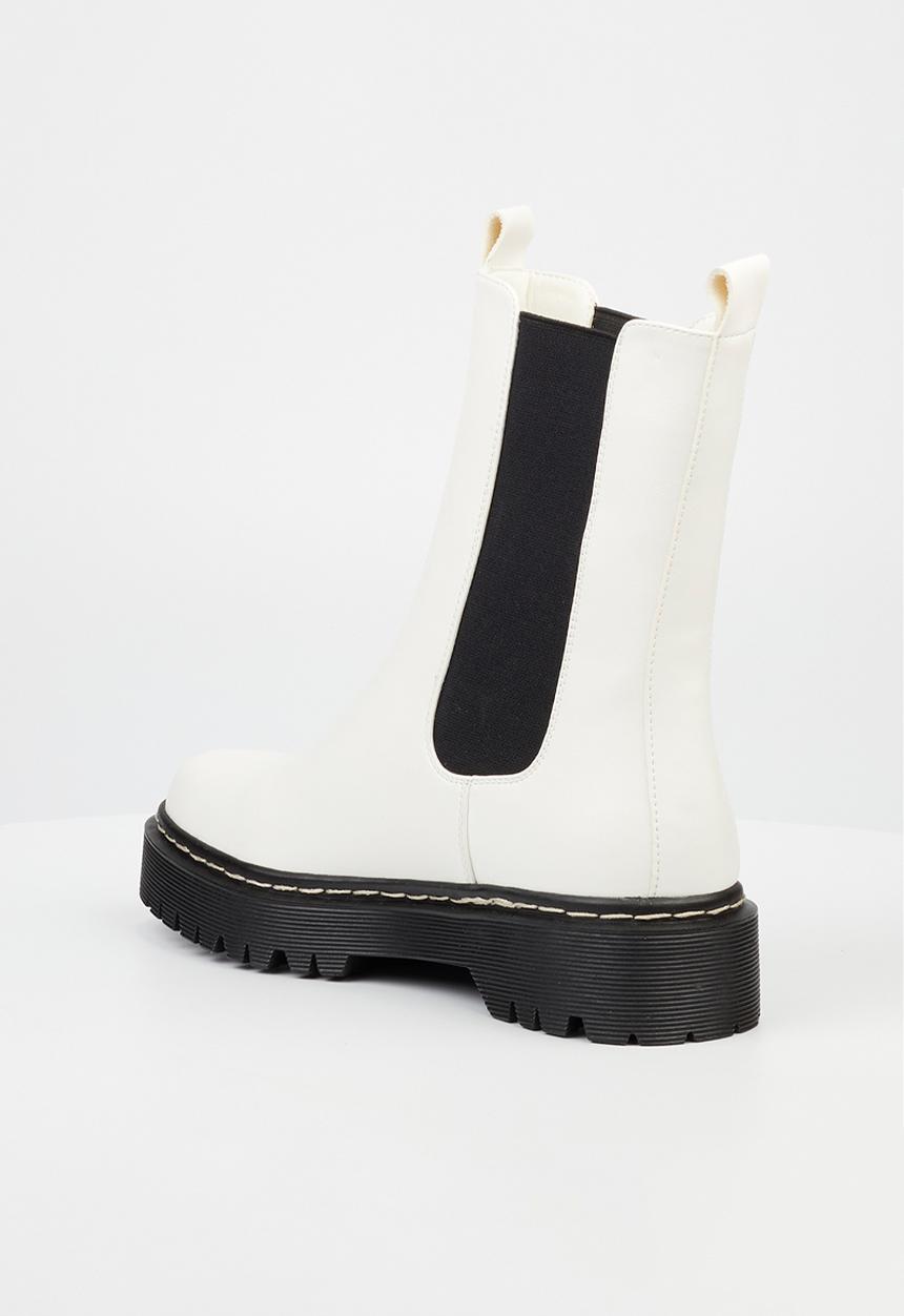 Miss Black - Nirvana 2 chelsea boot - white