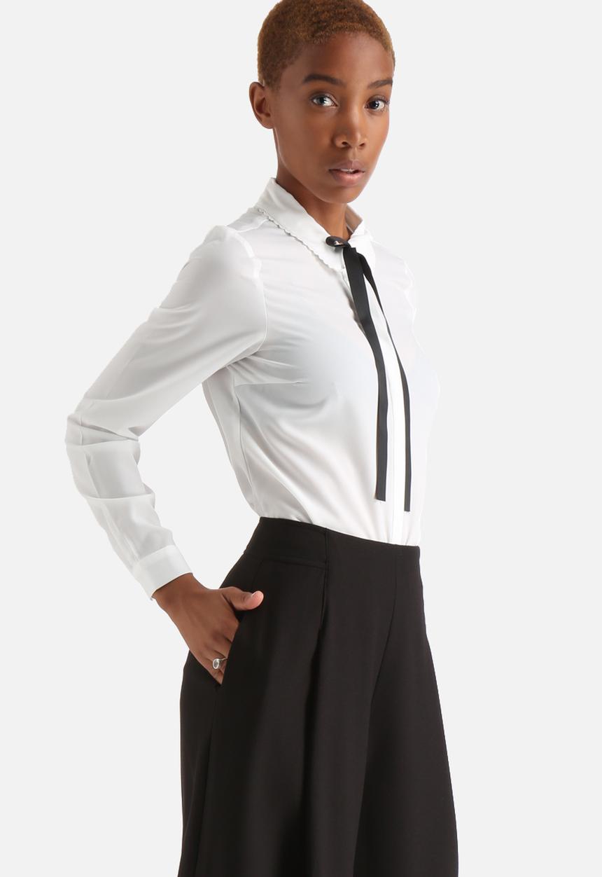 Vero Moda - Golly Bow Shirt