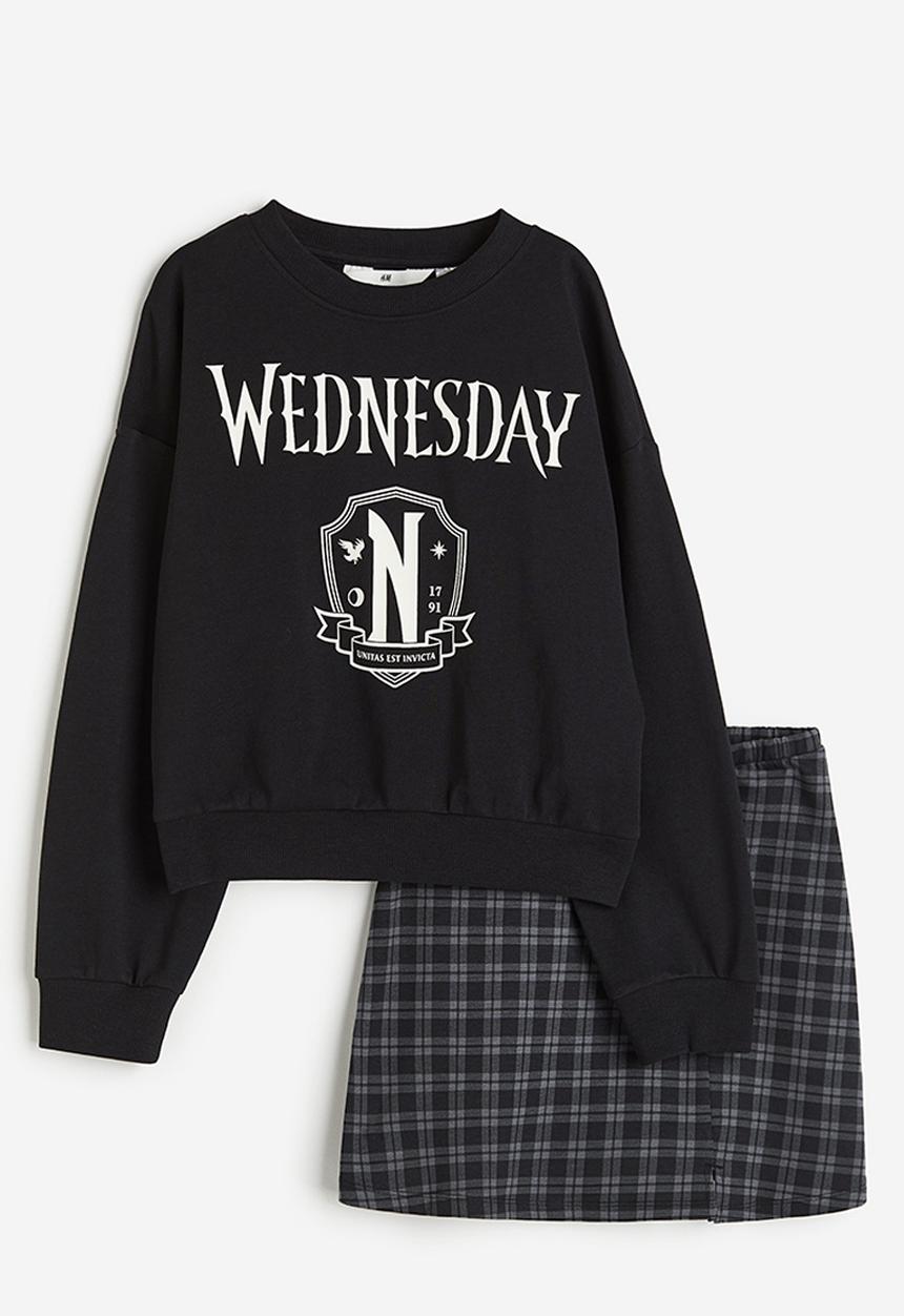 H&M - 2-piece sweatshirt and skirt set - black wednesday