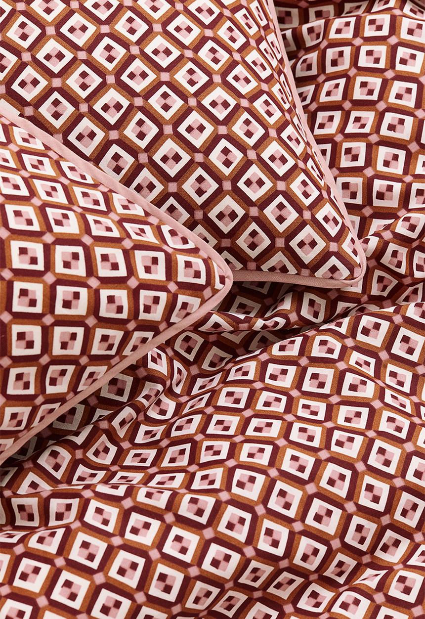 H&M - Cotton double/king size duvet cover set - dark red & patterned