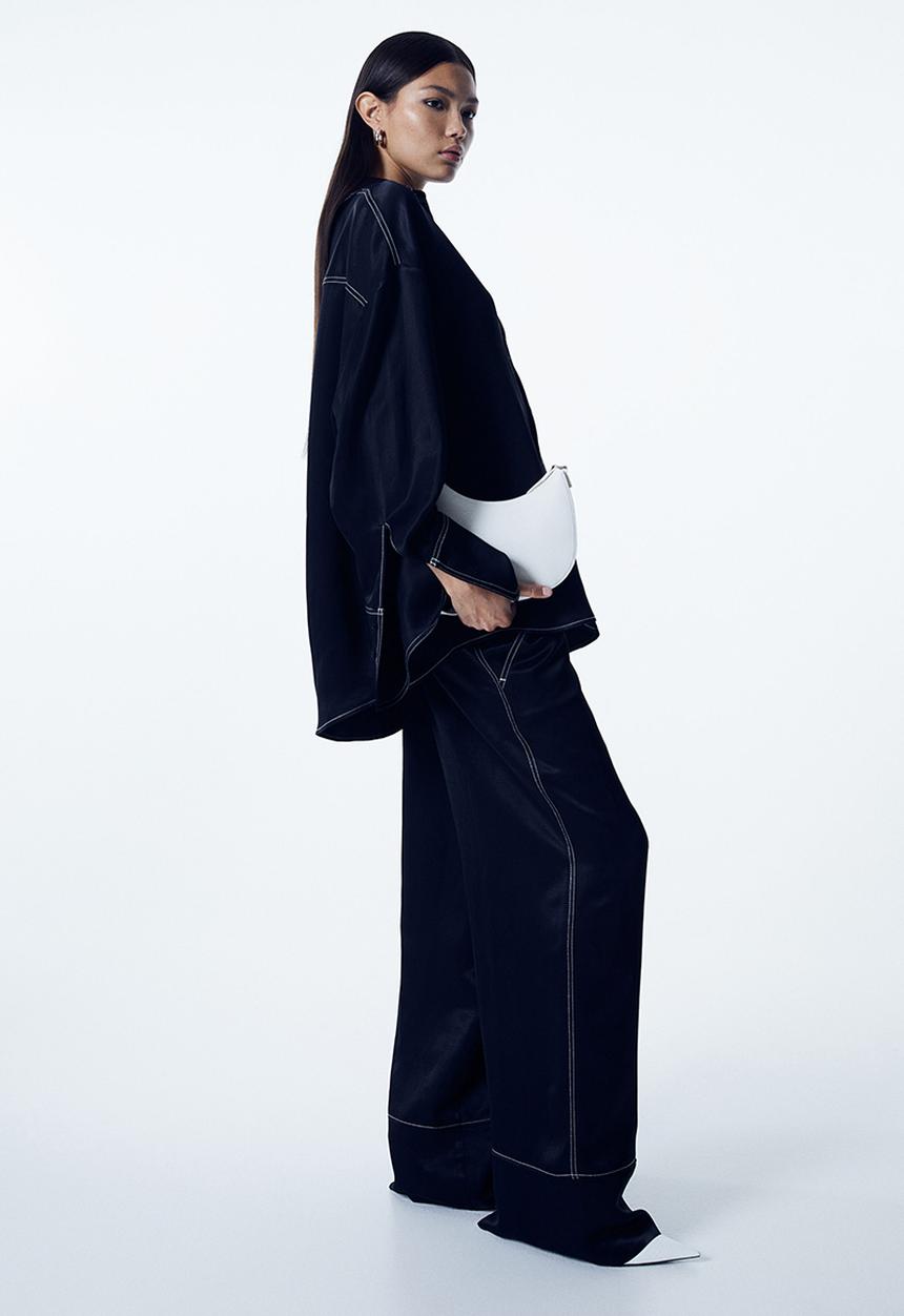 H&M - Wide satin trousers - black
