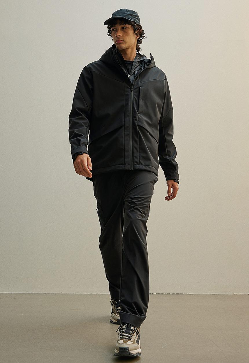 H&M - Water-repellent softshell jacket - black
