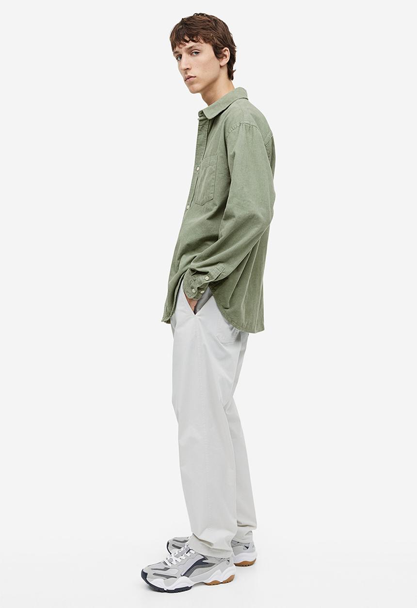 H&M - Relaxed fit corduroy shirt - green