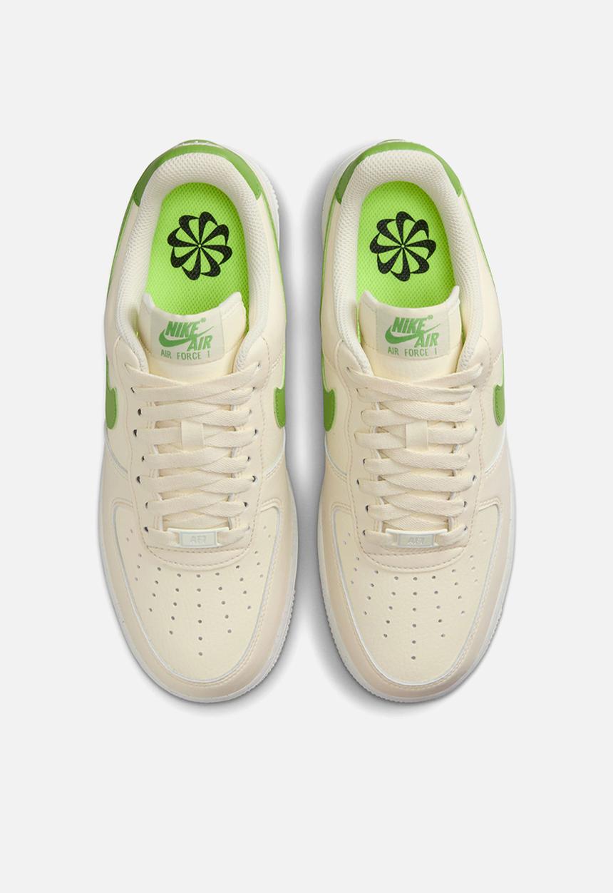 Nike - Air Force 1 '07 SE