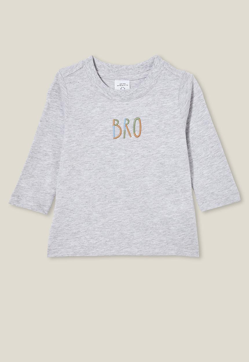 Cotton On - Jamie long sleeve tee - cloud marle/bro embroidered