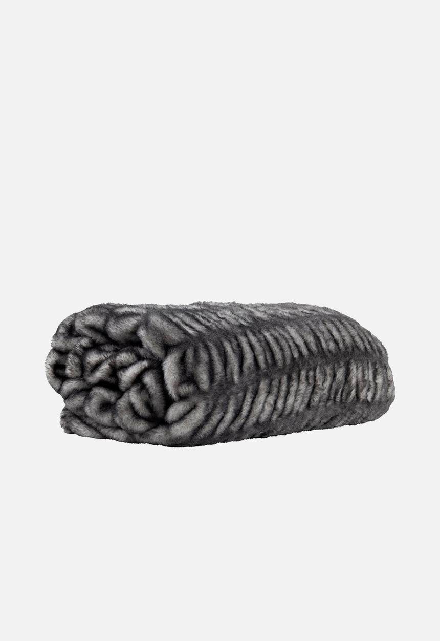 Hertex Haus - Sensorial Fur - Pepper