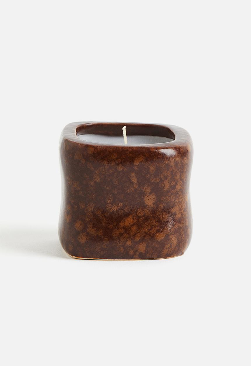 H&M - Scented candle in a ceramic holder - brown