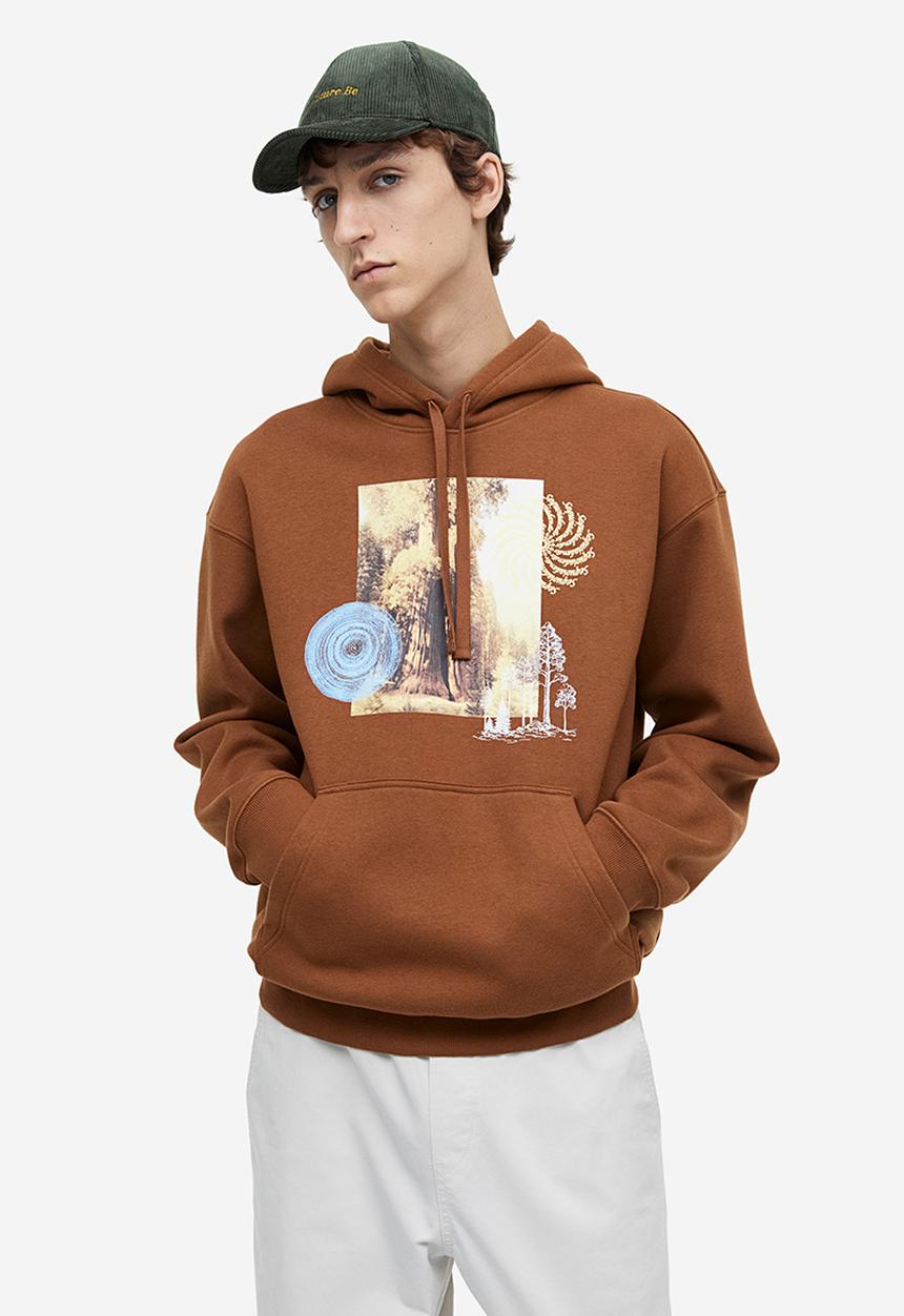 H&M - Loose fit printed hoodie - brown/trees