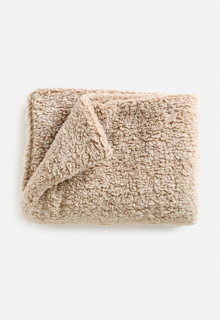 Sixth Floor - Shaggy Fleece Melange Throw - natural