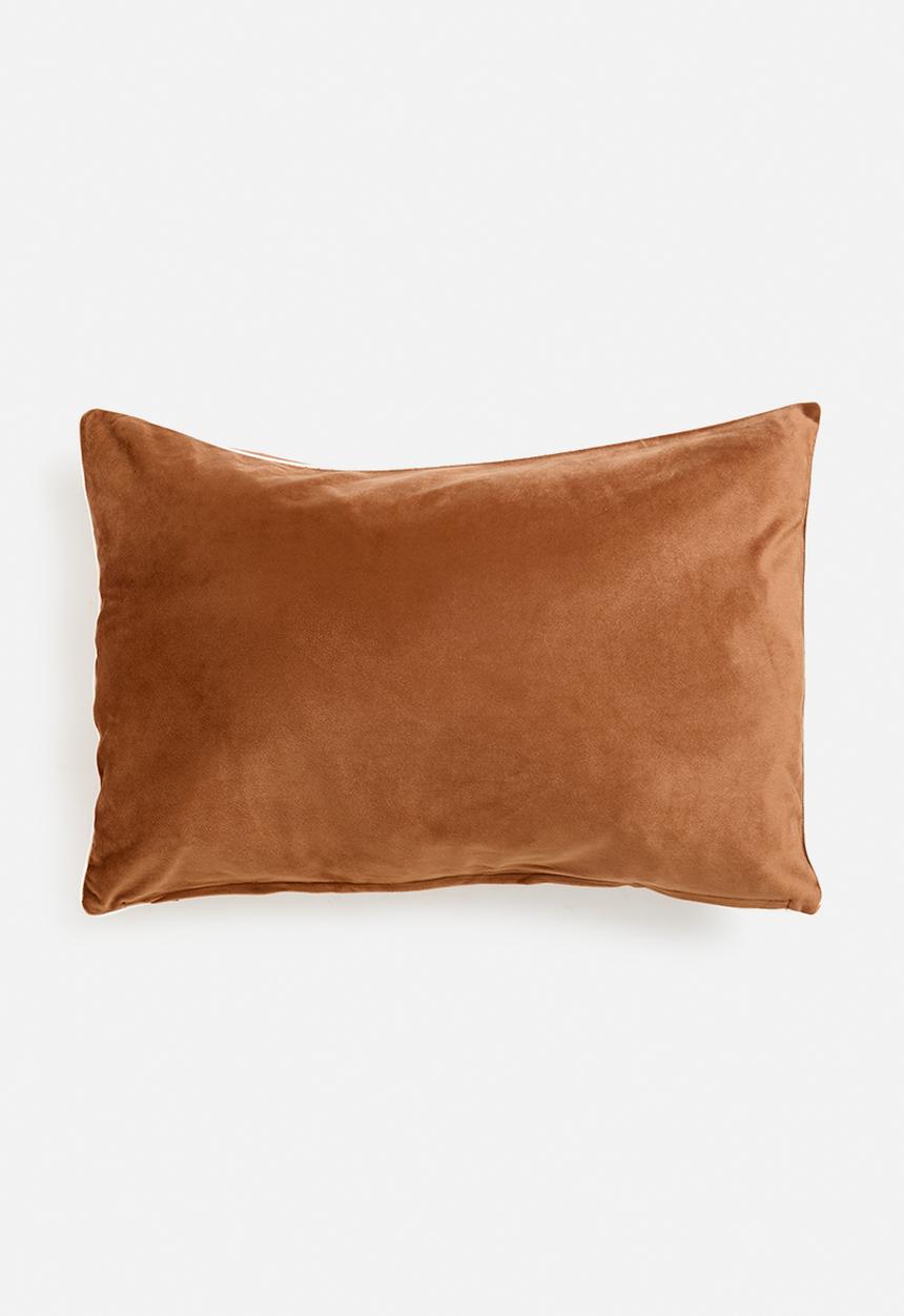 Sixth Floor - Sia plain velvet cushion cover - Rust