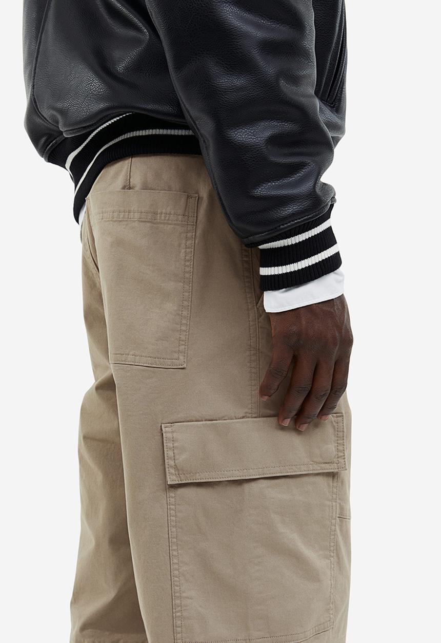 H&M - Loose fit cargo trousers - beige