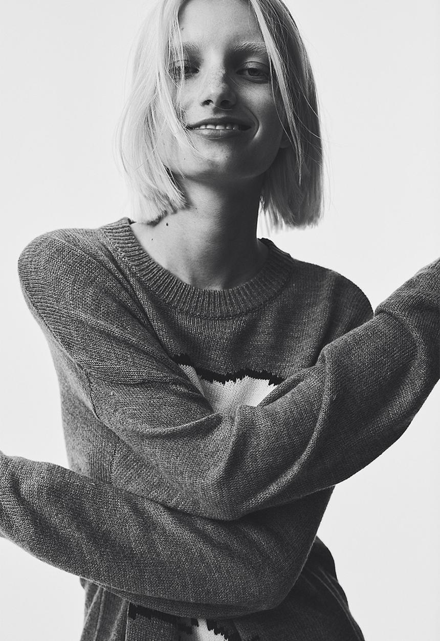 H&M - Jacquard-knit jumper - dark grey snoopy 