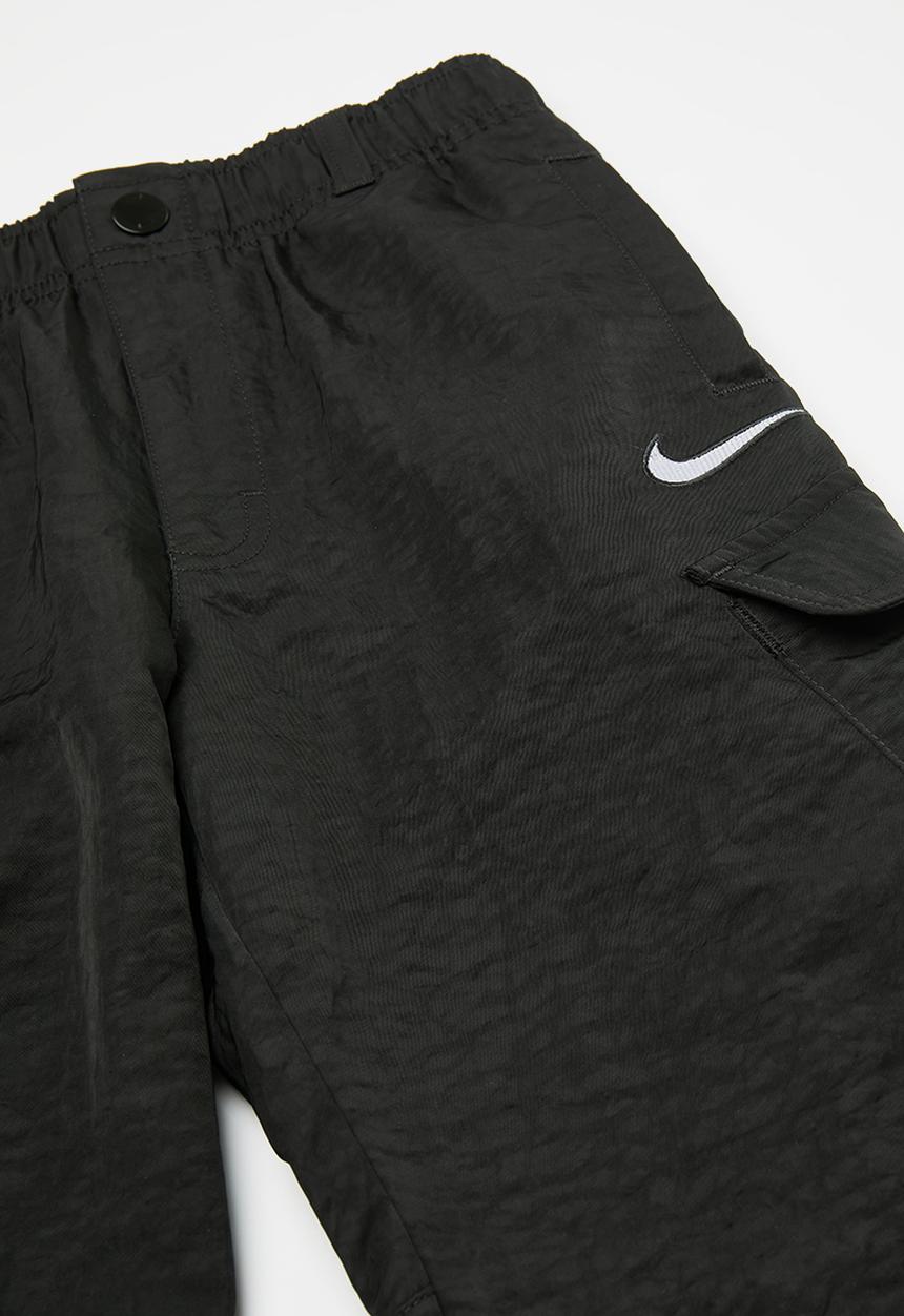 Nike - Nike woven cargo pants - black