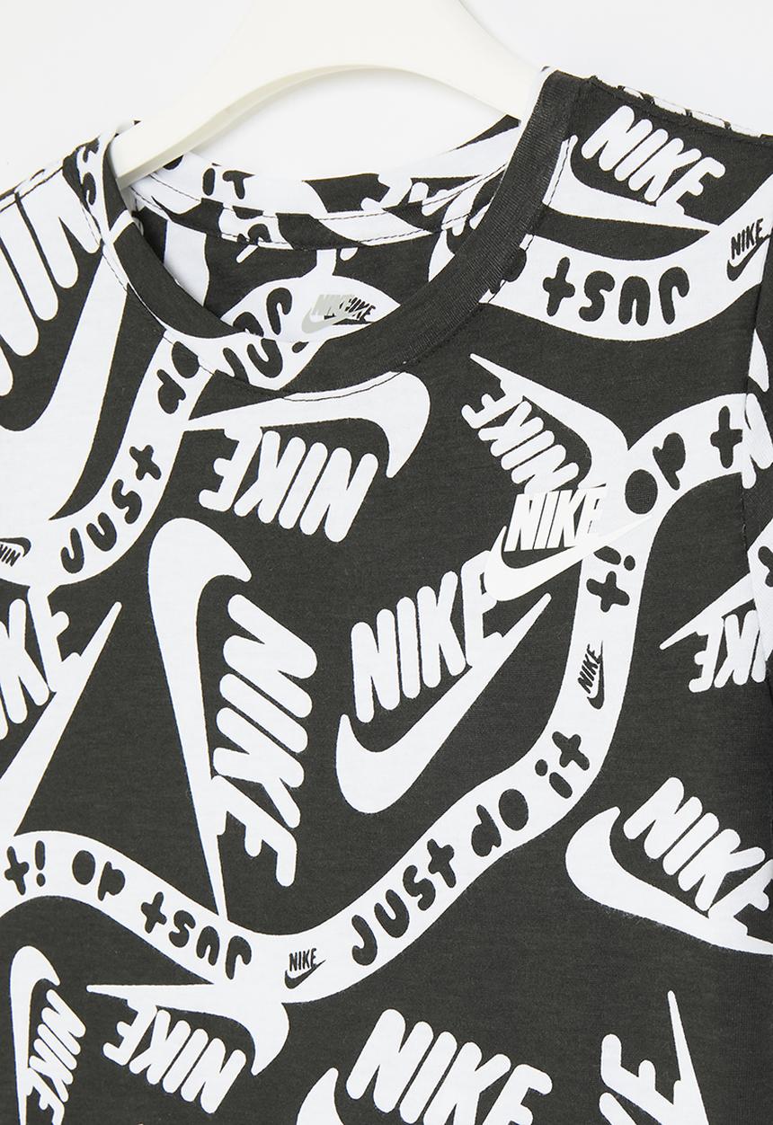 Nike - Nike brandmark basic tee - black