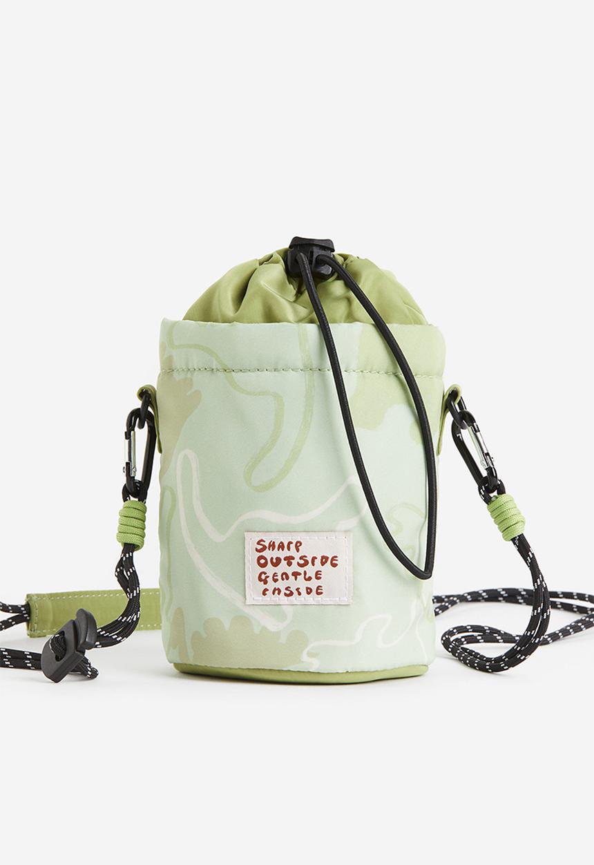 H&M - Printed bucket bag - green