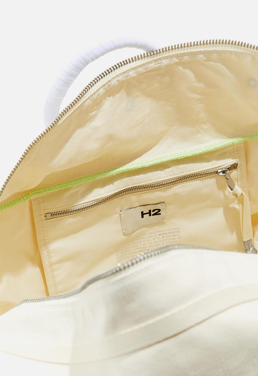 H&M - Canvas weekend bag - light beige 