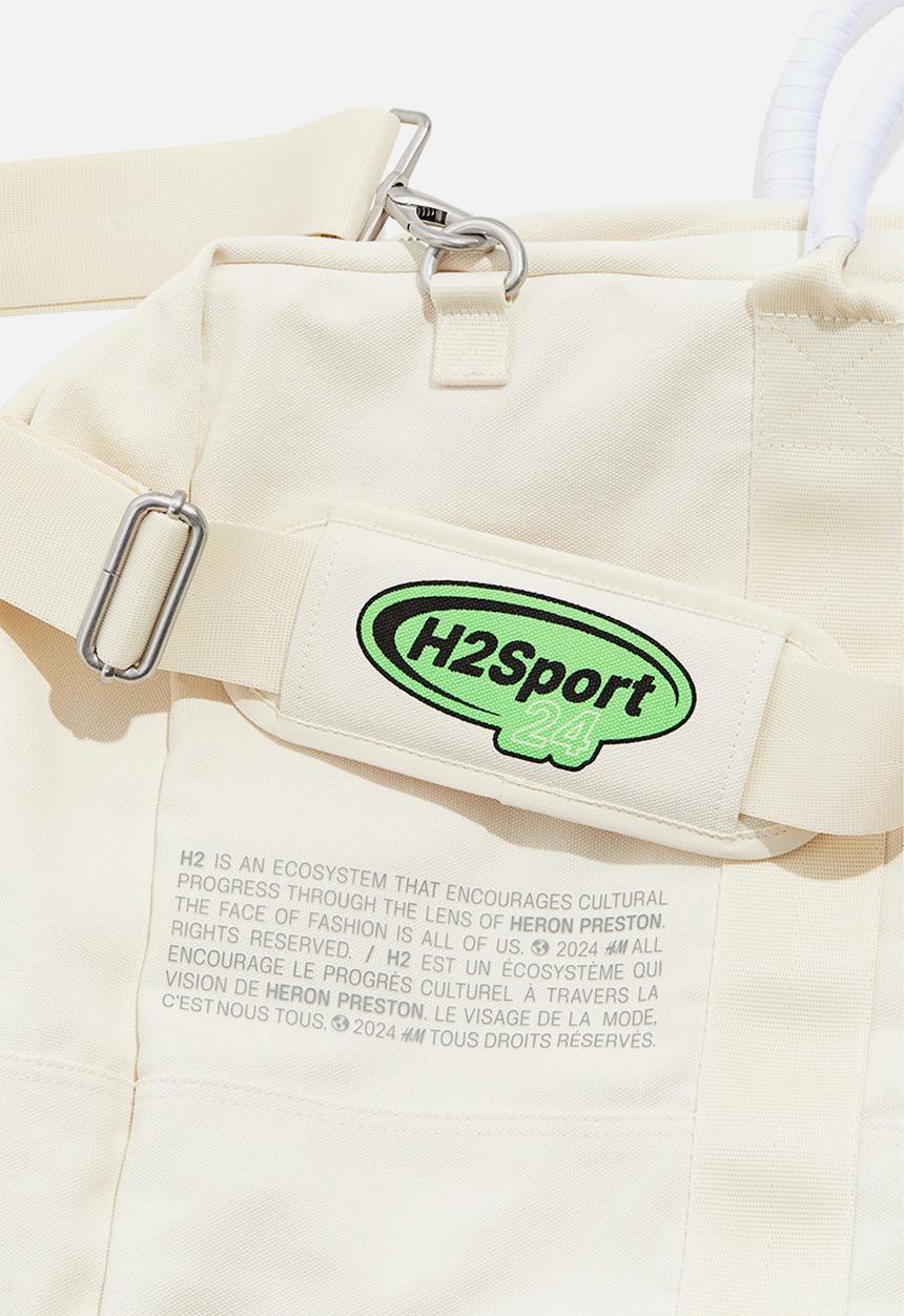 H&M - Canvas weekend bag - light beige 