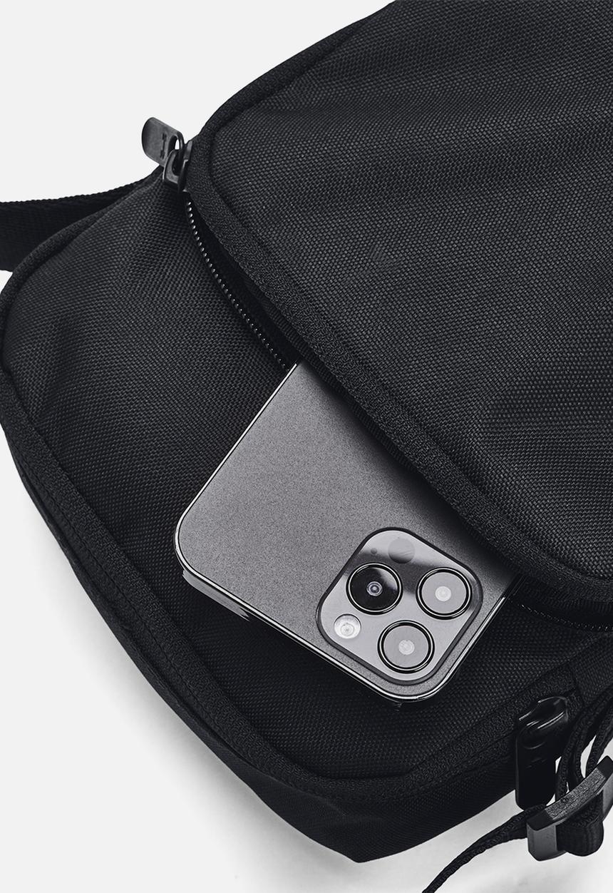 Under Armour - UA Loudon Lite Crossbody - Black/White