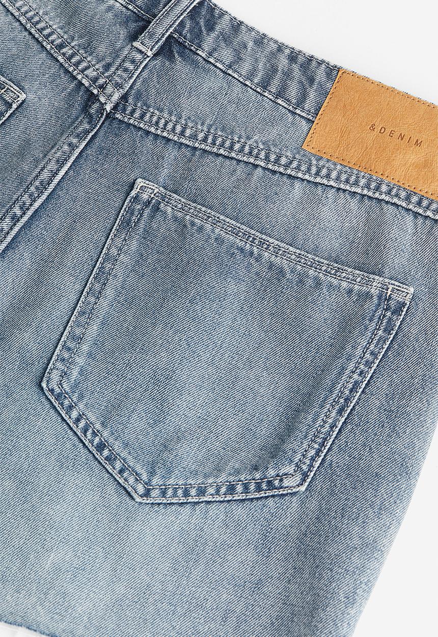 H&M - Feather soft denim shorts - blue