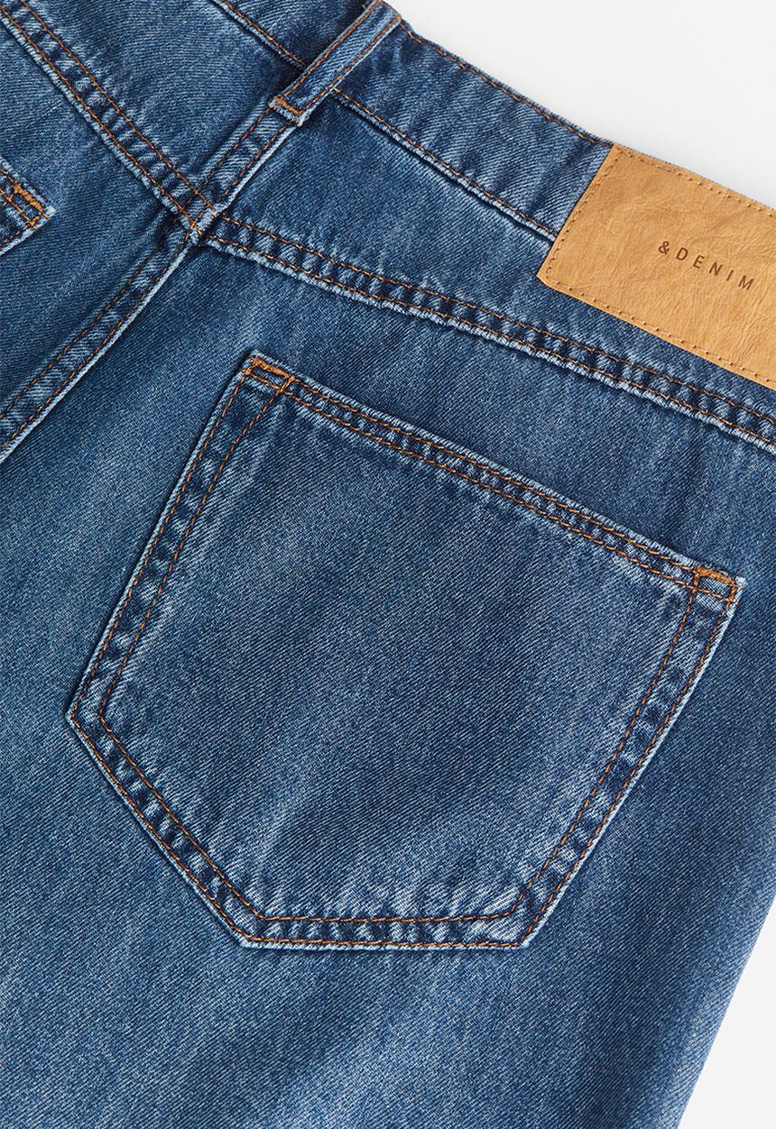 H&M - Feather soft denim shorts - blue