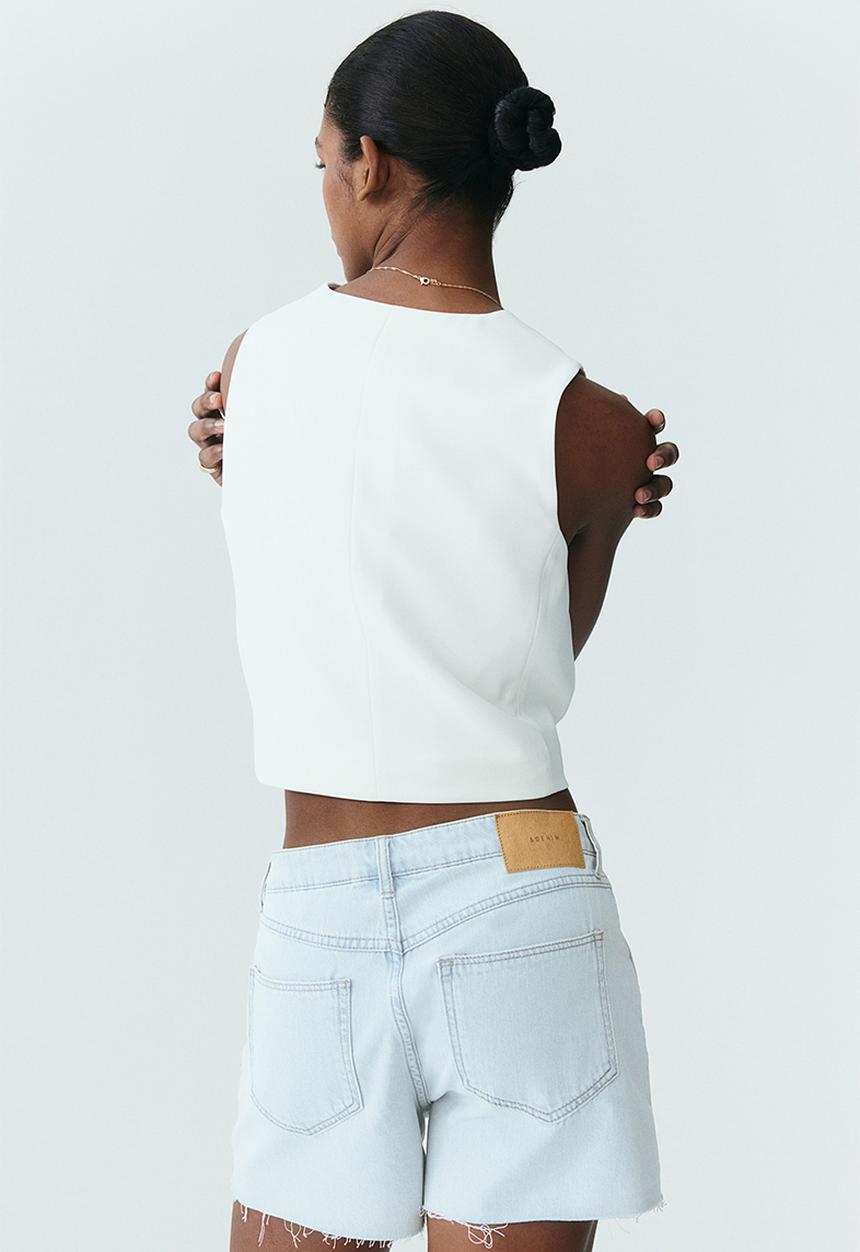 H&M - Feather soft denim shorts - pale denim blue