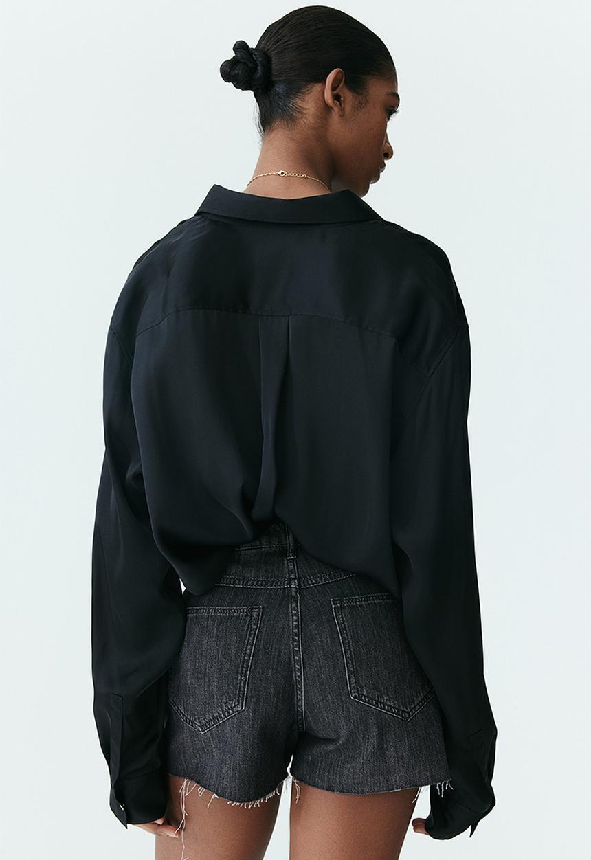 H&M - Feather soft denim shorts - black