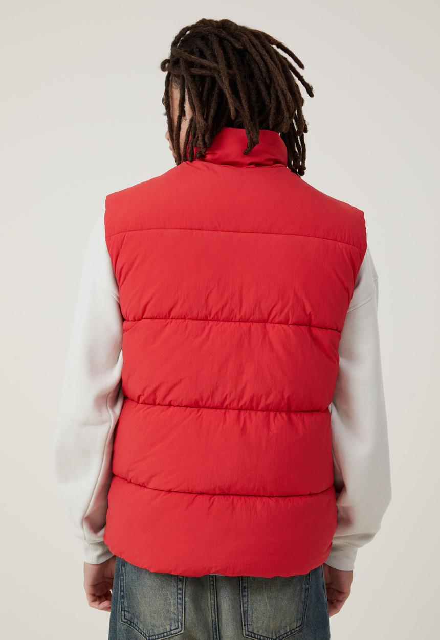 Cotton On - Recycled puffer vest - race red