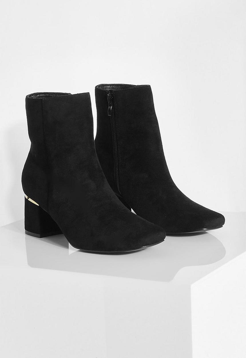 boohoo - Wide fit hardware detail block heel boots - black