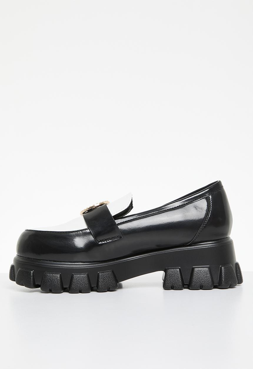 SISSY BOY - Tux loafer - black/ white