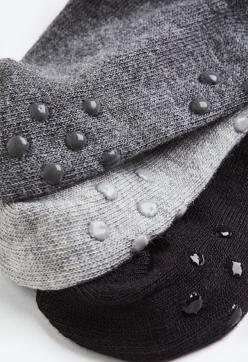 H&M - 3-pack anti-slip-socks - black & grey