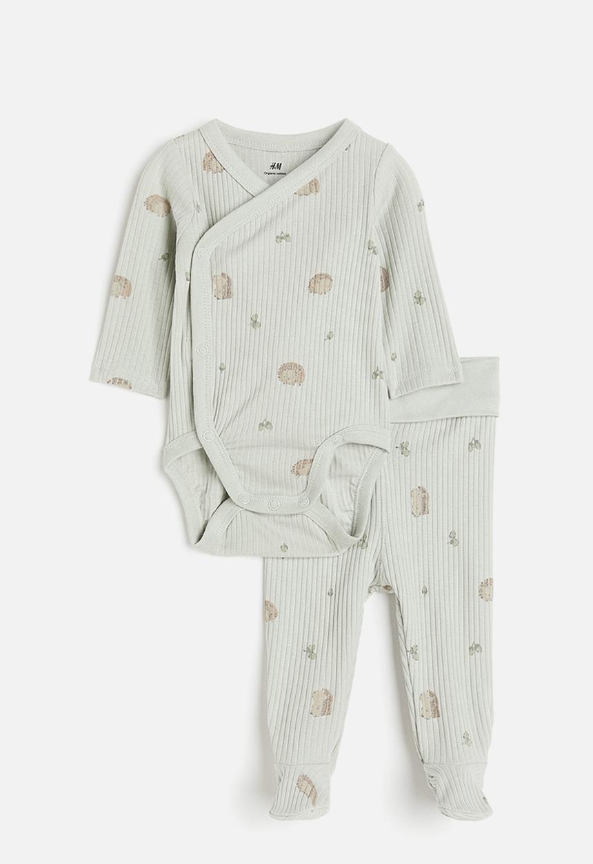 H&M - 2 piece ribbed cotton set - light green hedgehog