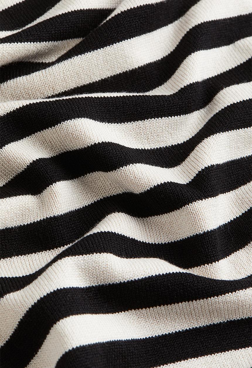 H&M - Polo-neck jumper - black & cream