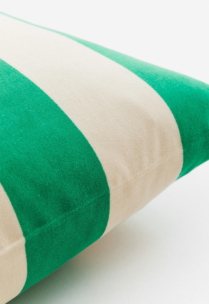H&M - Velvet cushion cover - green