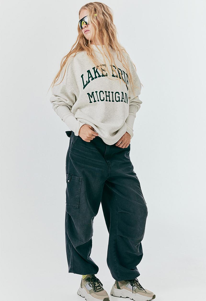 H&M - Oversized motif-detail sweatshirt - light grey marl