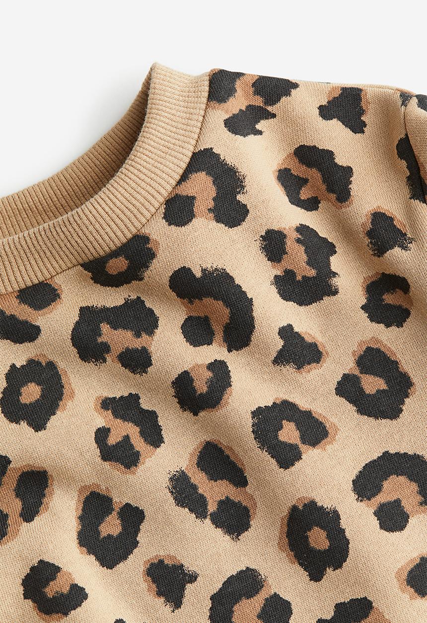H&M - Printed sweatshirt - beige/leopard print 