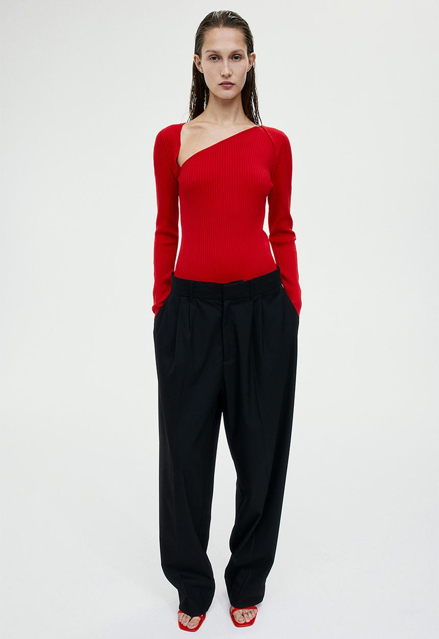 H&M - Asymmetric-neck jumper - red