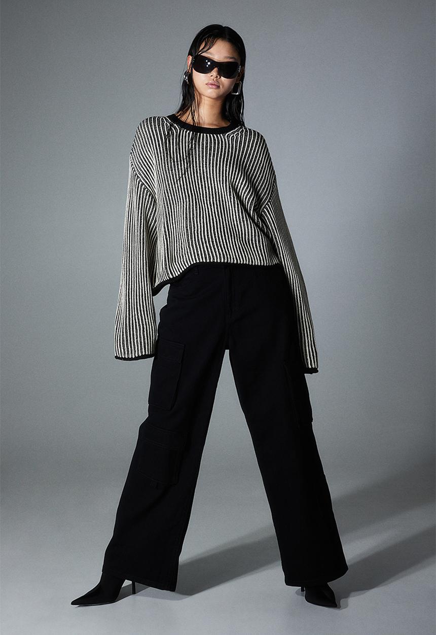 H&M - Jumper - black striped