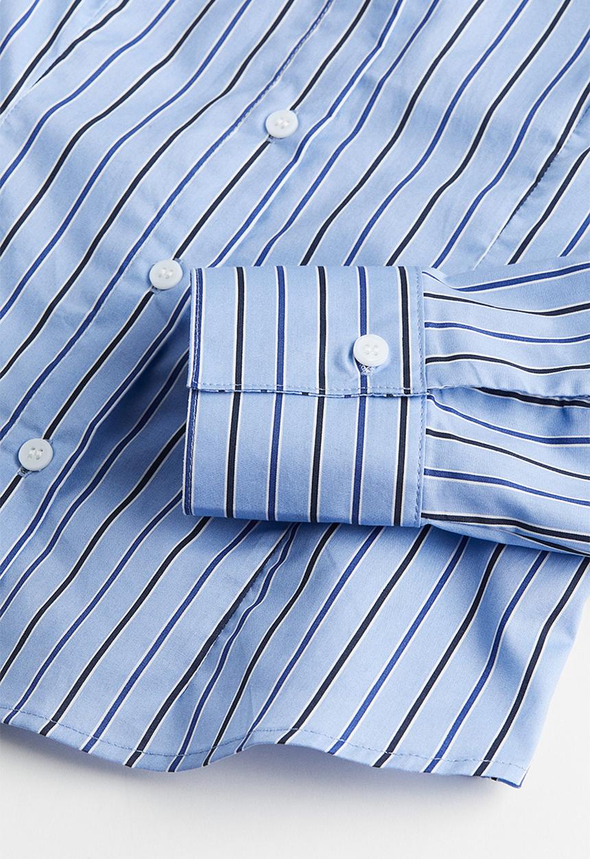 H&M - Fitted poplin shirt - light blue/striped