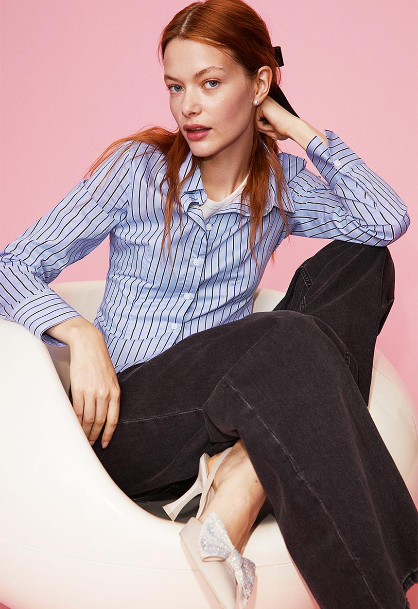 H&M - Fitted poplin shirt - light blue/striped