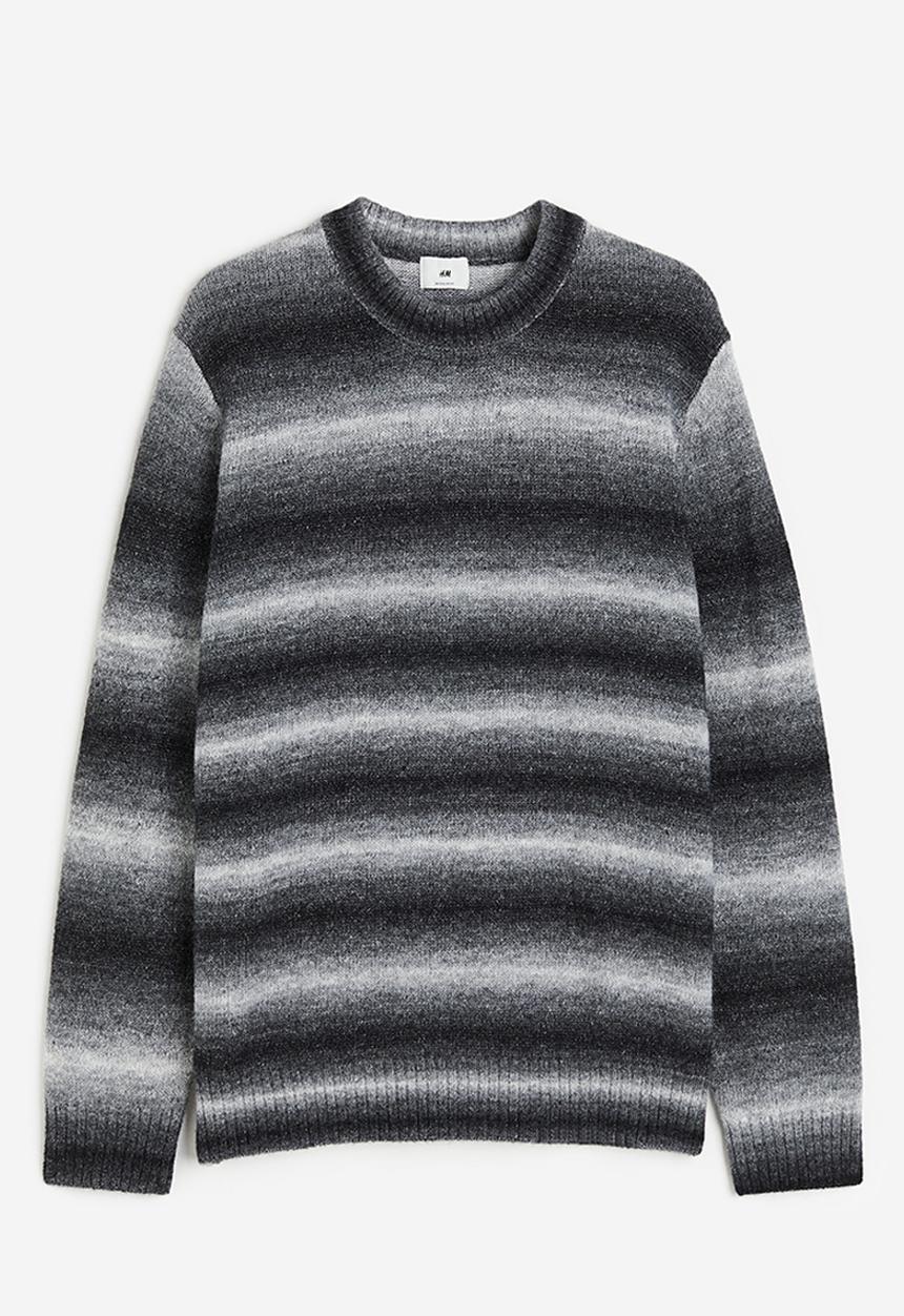 H&M - Regular fit jumper - black/striped