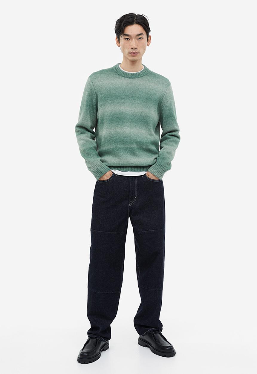H&M - Regular fit jumper - green/striped