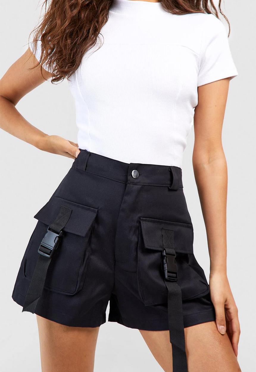boohoo - Buckle detail cargo shorts - black