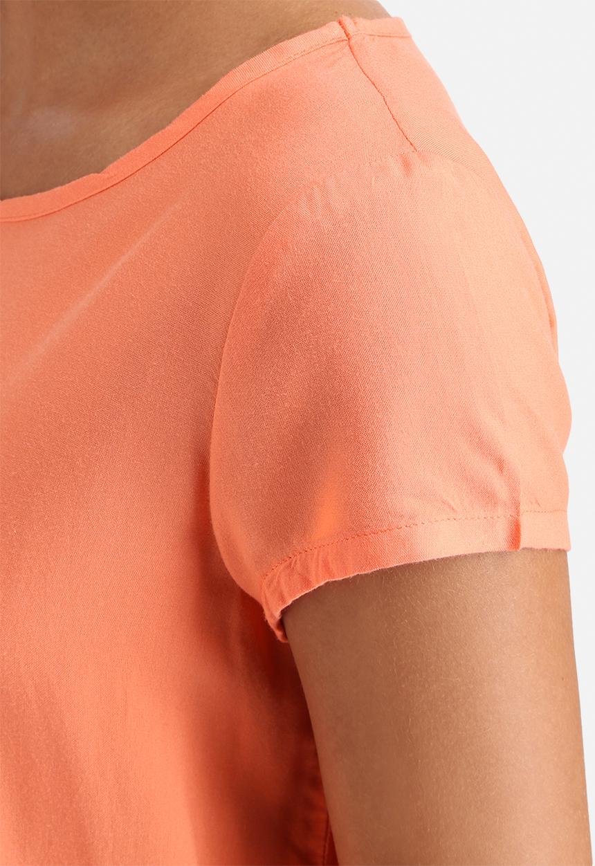Jacqueline de Yong - Arc Top