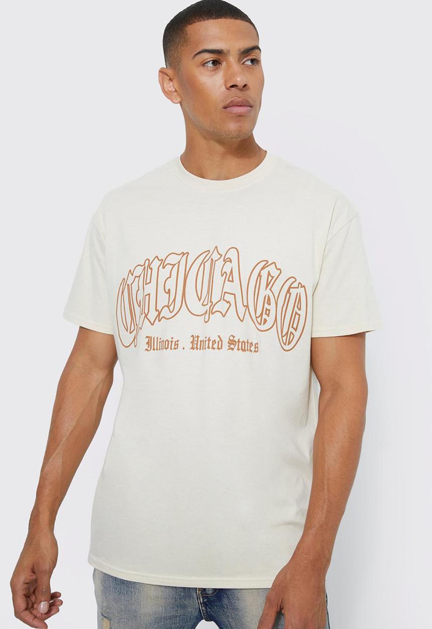 boohooMAN - Oversized chicago print t-shirt - sand