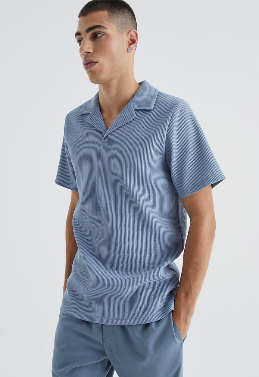 boohooMAN - Heavy pleated revere polo - blue
