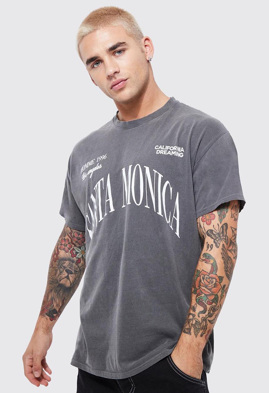 boohooMAN - Acid wash santa monica varsity print boxy t-shirt - charcoal