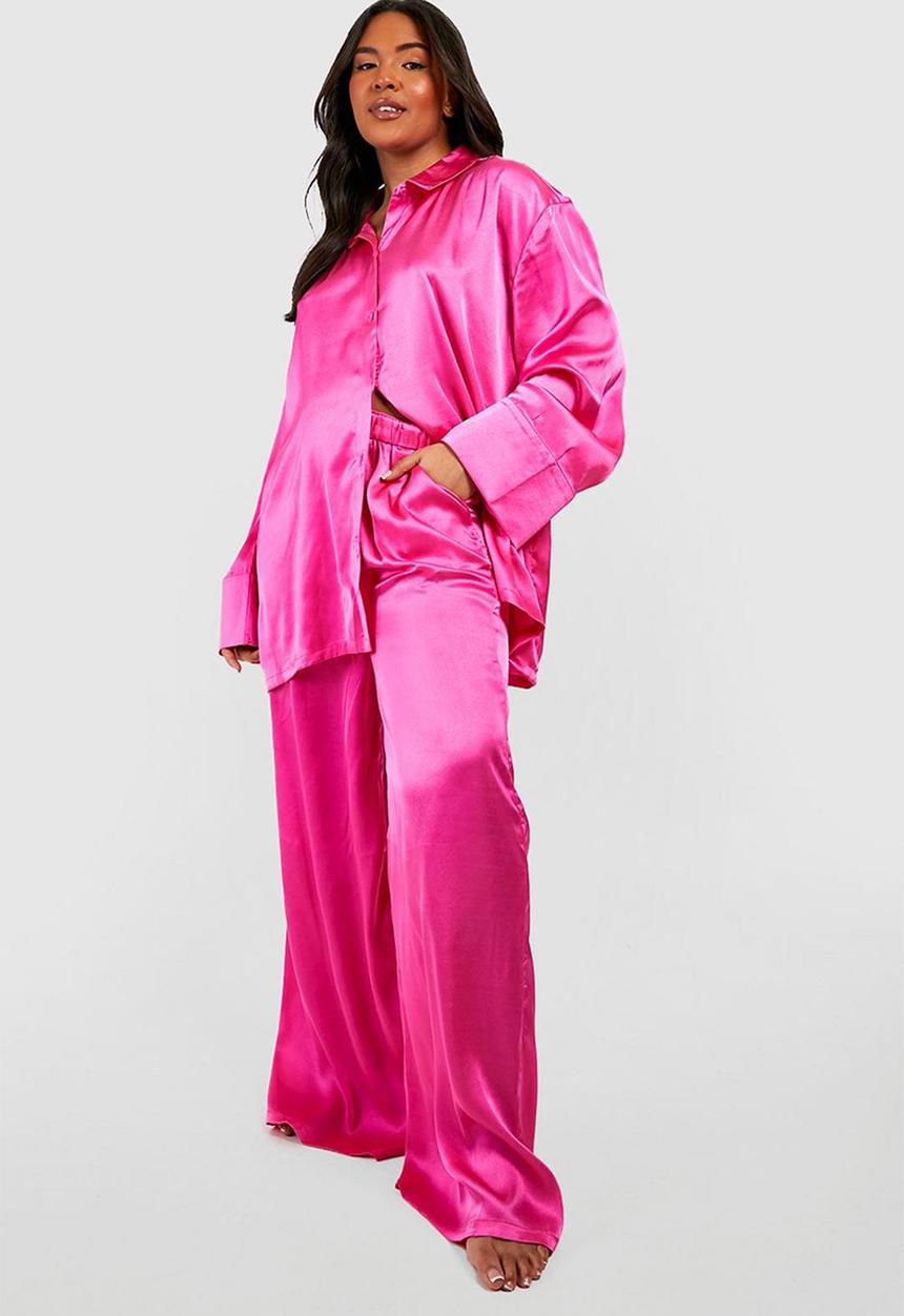 boohoo - Plus satin oversized pyjama shirt & trouser set - pink